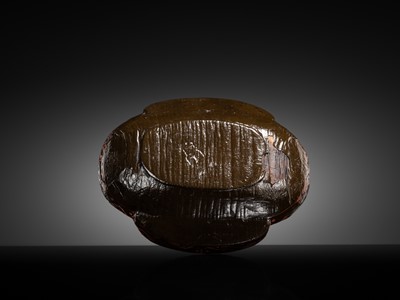 Lot 104 - A BROWN AND RED LACQUER ‘EAR’ CUP, ERBEI, WARRING STATES PERIOD TO WESTERN HAN DYNASTY