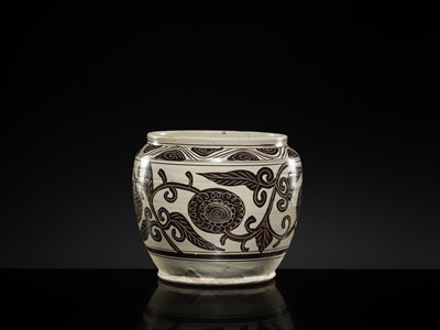 Lot 2 - A WELL-PAINTED AND INCISED CIZHOU ‘PEONY’ JAR, SONG-YUAN DYNASTY