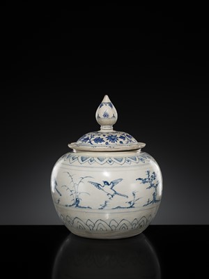Lot 187 - A BLUE AND WHITE JAR AND COVER, LÊ DYNASTY, LATE 15TH CENTURY, FROM THE HOI AN HOARD