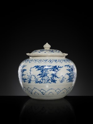 Lot 36 - A BLUE AND WHITE JAR AND COVER, LÊ DYNASTY, LATE 15TH CENTURY, FROM THE HOI AN HOARD