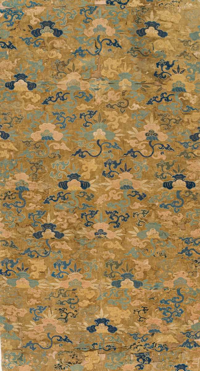 Lot 111 - A RARE AND FINE EMBROIDERED SILK PANEL, MING DYNASTY