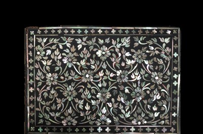 Lot 119 - A MOTHER-OF-PEARL INLAID LACQUER DOUBLE-LIDDED BOX, RATTANAKOSIN PERIOD