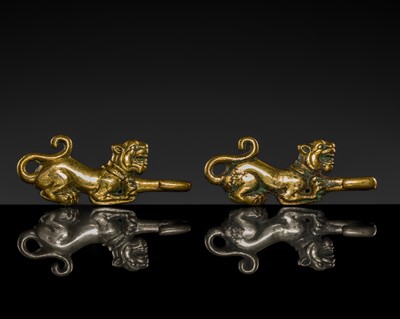 Lot 43 - A RARE PAIR OF GILT-BRONZE ‘TIGER’ GARMENT HOOKS, WESTERN HAN DYNASTY