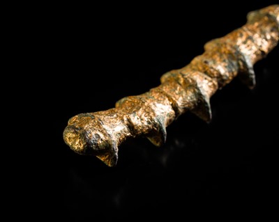 Lot 196 - A GILT-BRONZE ‘SILKWORM’ ORNAMENT, HAN DYNASTY