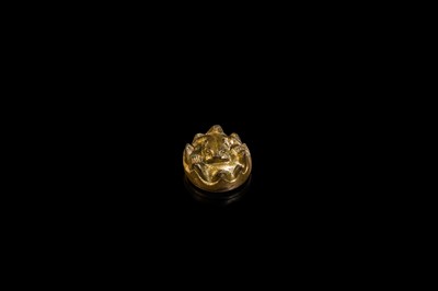 Lot 197 - A GILT-BRONZE TIGER-FORM ORNAMENT, HAN DYNASTY