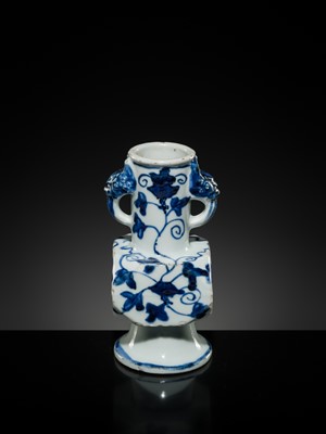 Lot 14 - A RARE BLUE AND WHITE ‘MORNING GLORY’ FACETED VASE, MING DYNASTY (1368-1644)
