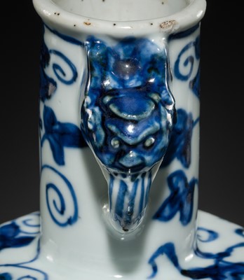 Lot 14 - A RARE BLUE AND WHITE ‘MORNING GLORY’ FACETED VASE, MING DYNASTY (1368-1644)