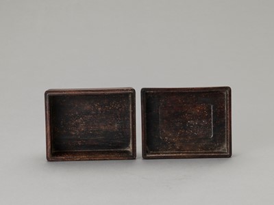 Lot 867 - A RECTANGULAR INLAID HARDWOOD BOX WITH COVER