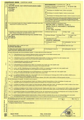 Lot 108 - AN IVORY FIGURE OF SONGZI GUANYIN AND CHILD, LATE MING DYNASTY