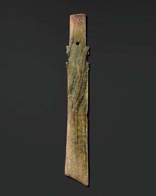 Lot 71 - A FINE JADE FORKED BLADE, YAZHANG, SHIMAO CULTURE