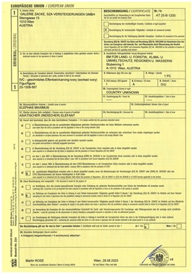Lot 122 - AN INDO-PORTUGUESE IVORY GROUP DEPICTING SAINT ANNE TEACHING THE VIRGIN TO READ, GOA, LATE 17TH CENTURY