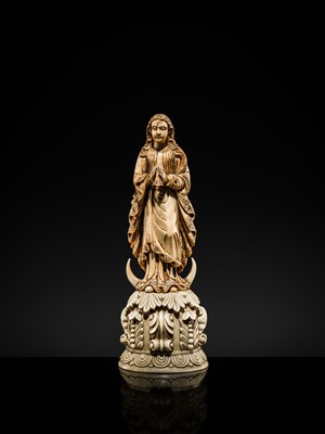 Lot 123 - AN INDO-PORTUGUESE IVORY FIGURE OF OUR LADY OF THE IMMACULATE CONCEPTION, GOA, LATE 17TH CENTURY