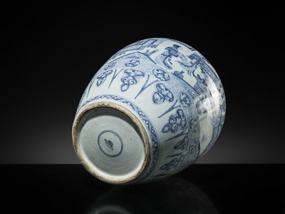Lot 26 - A LARGE BLUE AND WHITE ‘LADIES’ JAR AND COVER, KANGXI PERIOD