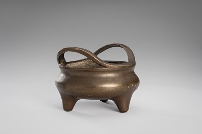 A BRONZE TRIPOD CENSER, LATE QING DYNASTY