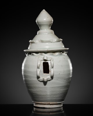 Lot 211 - A QINGBAI-GLAZED MODEL OF A GRANARY, SONG DYNASTY