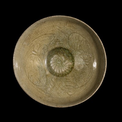 Lot 208 - A FINELY CARVED YAOZHOU CELADON ‘LOTUS’ BOWL, SONG DYNASTY