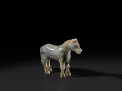 A MOTTLED GRAY JADE FIGURE OF A HORSE, LATE MING-EARLY QING DYNASTY