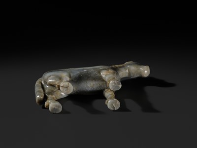 A MOTTLED GRAY JADE FIGURE OF A HORSE, LATE MING-EARLY QING DYNASTY