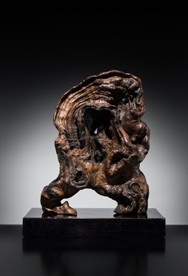 A MAGNIFICENT ROOTWOOD ‘SCHOLAR'S ROCK’, QING DYNASTY