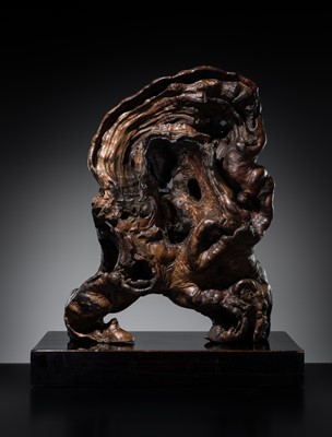 A MAGNIFICENT ROOTWOOD ‘SCHOLAR'S ROCK’, QING DYNASTY