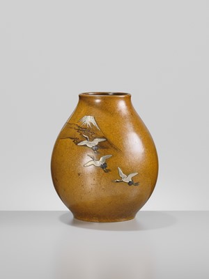 Lot 30 - HIDEKANE: A GOLD-SPECKLED MIXED-METAL-INLAID ‘MOUNT FUJI AND CRANES’ BRONZE VASE