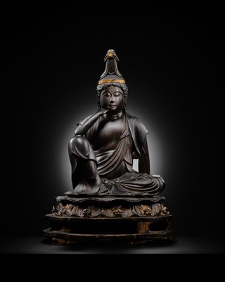 Lot 174 - AN IMPRESSIVE LARGE GILT AND LACQUERED WOOD FIGURE OF NYOIRIN KANNON, THE BODHISATTVA OF WISH-FULFILLING COMPASSION, LATE KAMAKURA TO EARLY MUROMACHI PERIOD