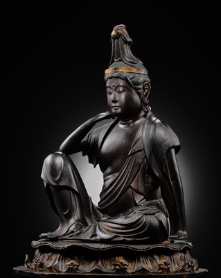 Lot 174 - AN IMPRESSIVE LARGE GILT AND LACQUERED WOOD FIGURE OF NYOIRIN KANNON, THE BODHISATTVA OF WISH-FULFILLING COMPASSION, LATE KAMAKURA TO EARLY MUROMACHI PERIOD