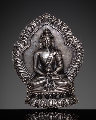 Lot 85 - A SILVERED BRONZE VOTIVE STELE OF BUDDHA AMITABHA, QING DYNASTY