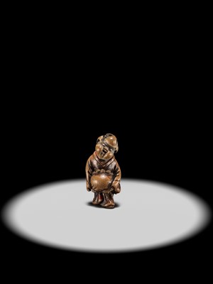 Lot 92 - A CHSAISHIKI NETSUKE OF OKAME, STYLE OF YOSHIMURA SHUZAN