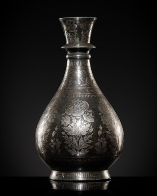Lot 607 - A FINE SILVER-INLAID BIDRI BOTTLE VASE, 18TH-19TH CENTURY