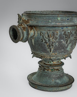 Lot 1376 - A BRONZE CENSER, JAVA, 18TH-19TH CENTURY