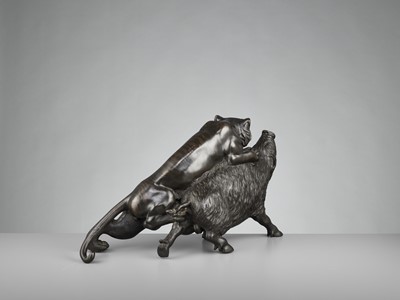 Lot 5 - GENRYUSAI SEIYA: A TIGER AND BOAR BRONZE