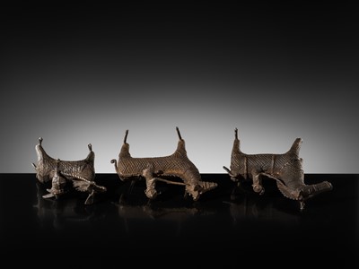 Lot 86 - A GROUP OF THREE KONDH TRIBAL BRONZES OF WARRIORS ON HORSEBACK, EASTERN INDIA, LATE 19TH-EARLY 20TH CENTURY