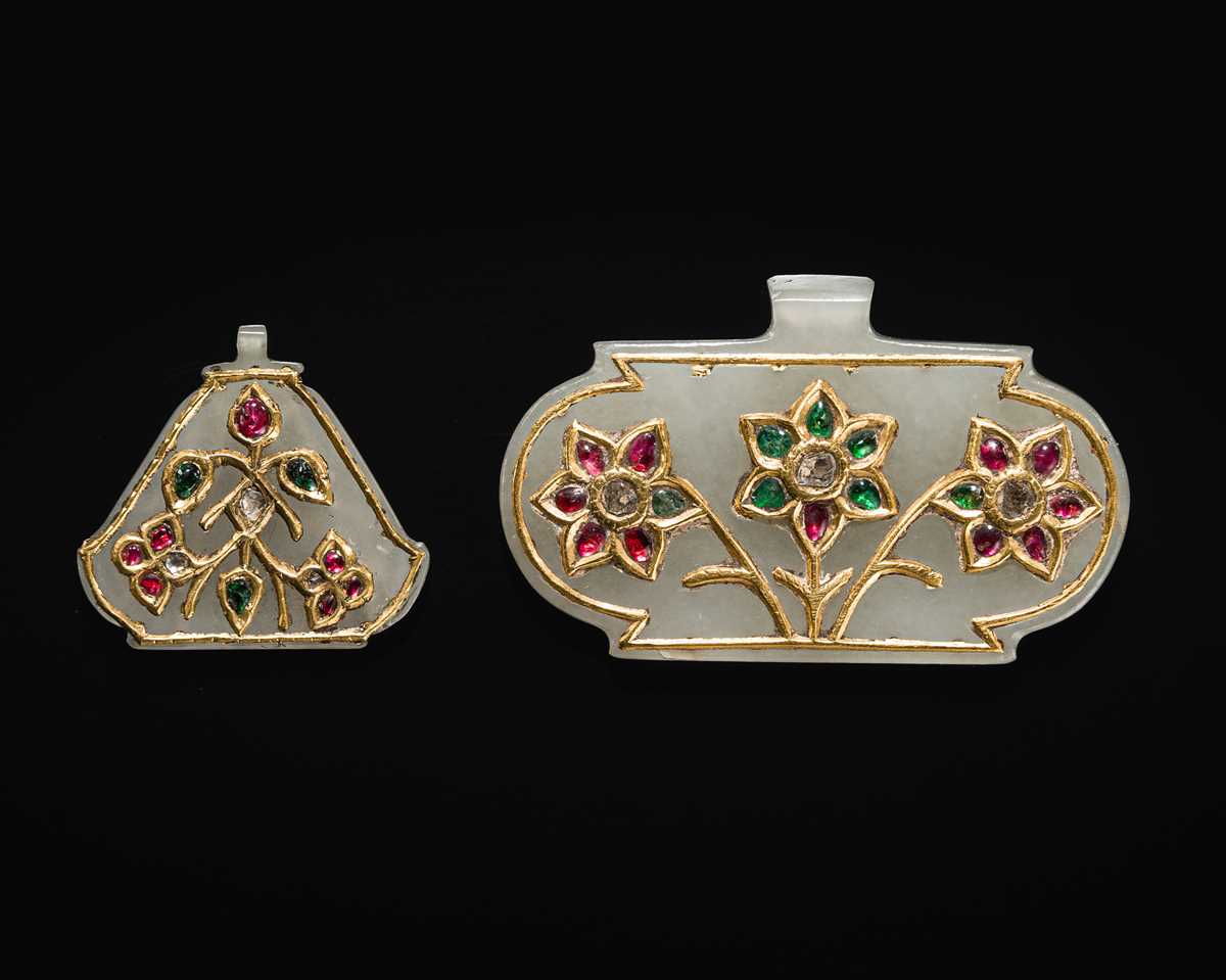 Lot 105 - A GROUP OF TWO MUGHAL GEM- AND GOLD-SET JADE PENDANTS, HALDILI, 18TH-19TH CENTURY