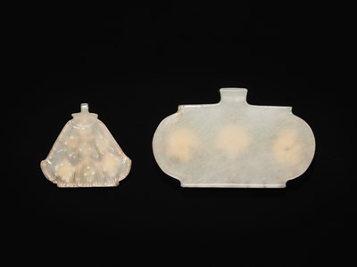 Lot 105 - A GROUP OF TWO MUGHAL GEM- AND GOLD-SET JADE PENDANTS, HALDILI, 18TH-19TH CENTURY