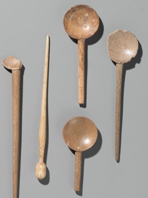 Lot 172 - A GROUP OF THIRTEEN BONE SPOONS, NEEDLES, AND PINS, 1ST MILLENNIUM AD OR EARLIER