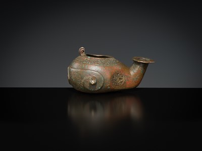 Lot 158 - A GROUP OF THREE BRONZE OIL LAMPS