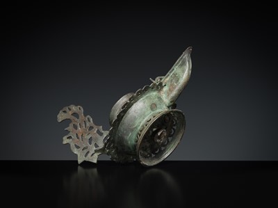 Lot 158 - A GROUP OF THREE BRONZE OIL LAMPS