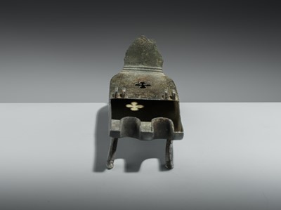 Lot 168 - AN EARLY ISLAMIC BRONZE INCENSE BURNER OR OIL LAMP, SYRIA OR EGYPT, 10TH-12TH CENTURY