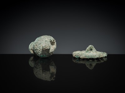 Lot 164 - A BACTRIAN BRONZE COMPARTMENTED STAMP SEAL AND A COSMETIC CONTAINER, LATE 3RD-EARLY 2ND MILLENNIUM BC
