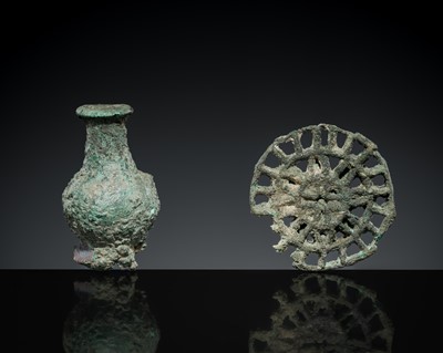 Lot 164 - A BACTRIAN BRONZE COMPARTMENTED STAMP SEAL AND A COSMETIC CONTAINER, LATE 3RD-EARLY 2ND MILLENNIUM BC