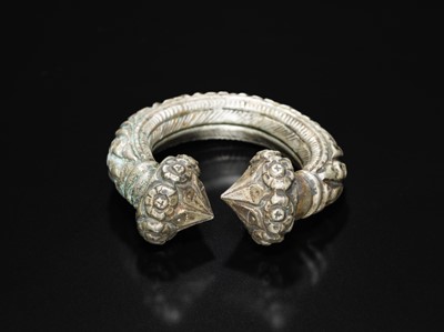 Lot 196 - A GROUP OF FOUR WHITE METAL ANKLETS, KARA, 19TH CENTURY