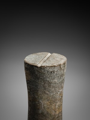 Lot 161 - A BACTRIAN LIMESTONE COLUMN IDOL, LATE 3RD TO EARLY 2ND MILLENNIUM BC