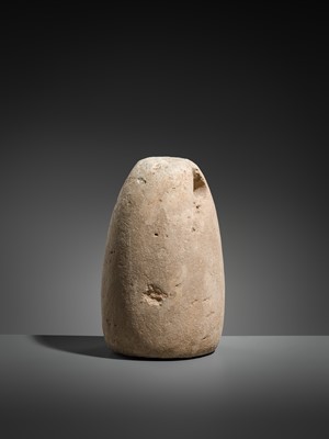 Lot 162 - A BACTRIAN LIMESTONE WEIGHT, LATE 3RD TO EARLY 2ND MILLENNIUM BC