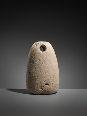 Lot 162 - A BACTRIAN LIMESTONE WEIGHT, LATE 3RD TO EARLY 2ND MILLENNIUM BC