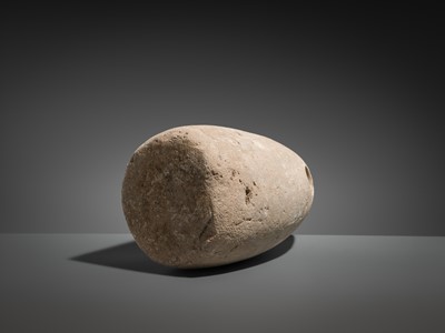 Lot 162 - A BACTRIAN LIMESTONE WEIGHT, LATE 3RD TO EARLY 2ND MILLENNIUM BC