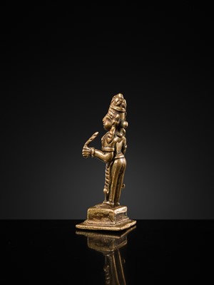 Lot 78 - A MINIATURE BRONZE FIGURE OF RAMA, 17TH-18TH CENTURY