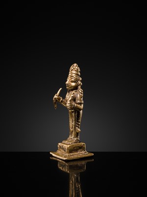 Lot 78 - A MINIATURE BRONZE FIGURE OF RAMA, 17TH-18TH CENTURY