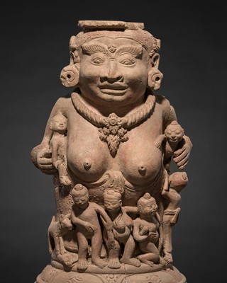Lot 188 - A MAJAPAHIT TERRACOTTA FIGURE OF MEN BRAJUT (HARITI) WITH CHILDREN