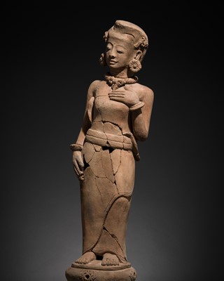 Lot 311 - A MAJAPAHIT TERRACOTTA FIGURE OF A WIDU, DANCER